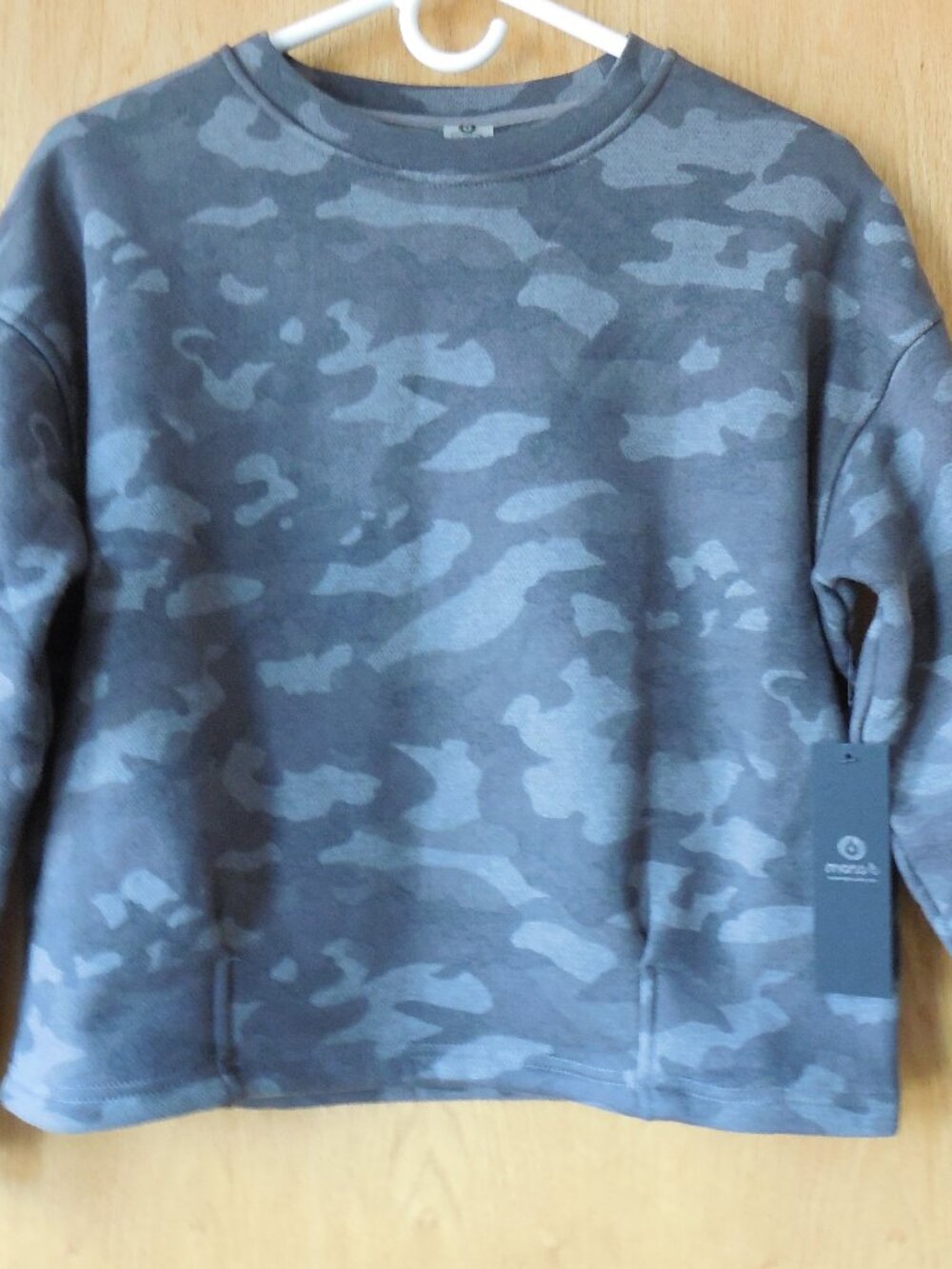 Mono B Sweatshirt Size Small